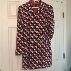 Light weight coat/rain coat